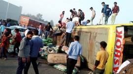 Private bus overturns Delhi Ajmer