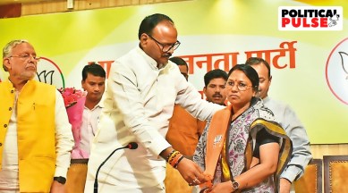 Archana Verma, Shahjahanpur mayor candidate, Uttar Pradesh BJP, Samajwadi Party, Bharatiya Janata Party (BJP), Shahjahanpur mayor candidate becomes BJP's nominee, Political Pulse, Indian Express, India news, current affairs