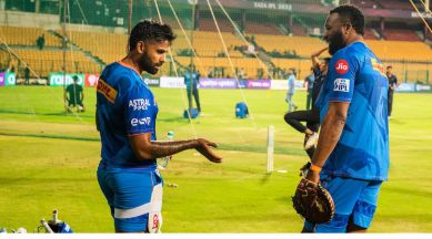 IPL 2023: Suryakumar Yadav and batting coach Kieron Pollard