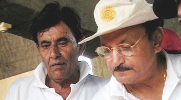 Salim Durani (L) with Ajit Wadekar