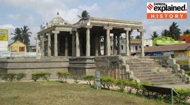 Vaikunta_Perumal,_Uthiramerur1