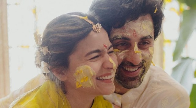 Alia Bhatt Shares Unseen Photos With Ranbir Kapoor On First Wedding Anniversary See Here 7926