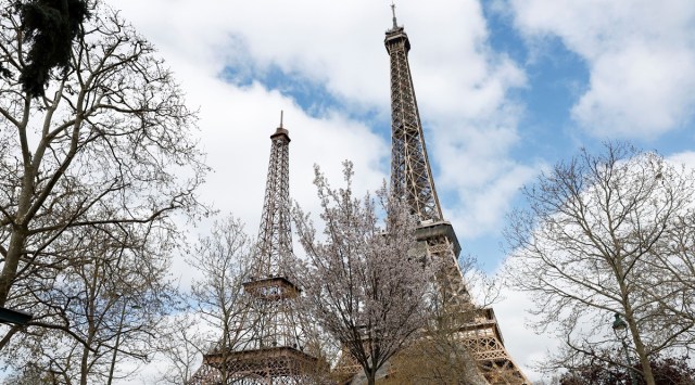 baby eiffel tower