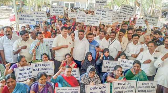 state-govt-employees-meet-fails-protesters-threaten-wider-stir