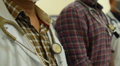 doctors wearing stethoscope