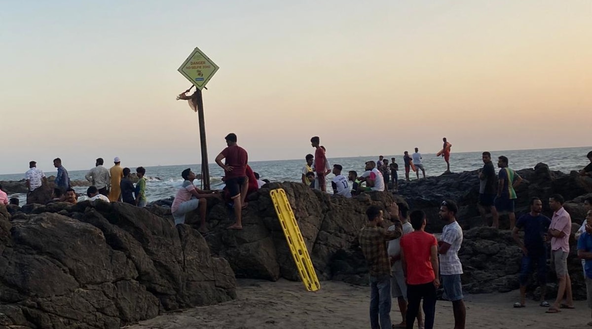 Goa Police, four body found at beach, Keri beach in North Goa, indian express, indian express news