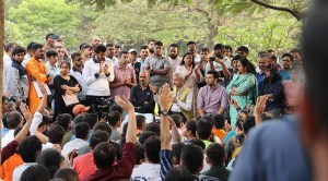 No mats, no commercial sessions: Bengaluru's Cubbon Park introduces new  rules for yoga classes