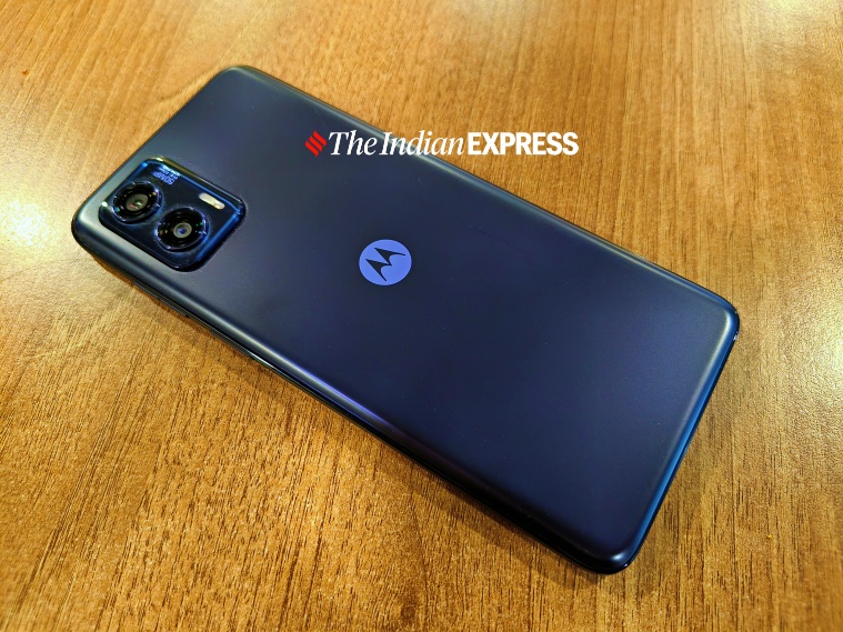 Moto G73 5G review: Can stock Android compensate for the lack of