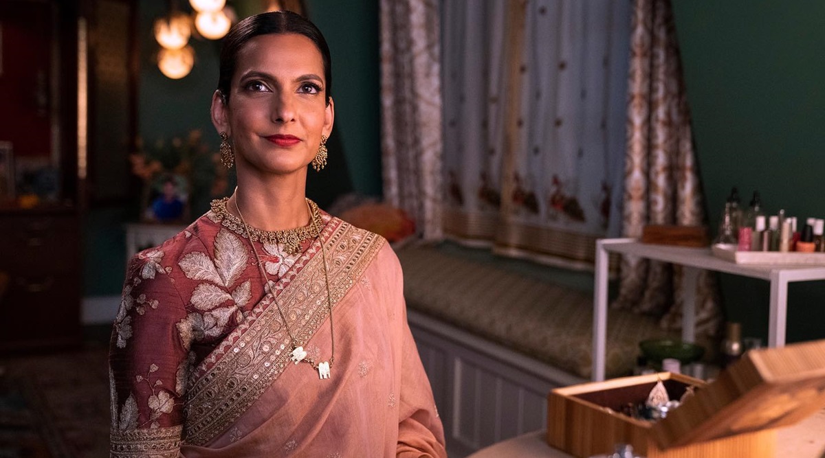 Poorna Jagannathan dons a stunning Sabyasachi sari in new trailer of 'Never  Have I Ever' | Lifestyle News,The Indian Express