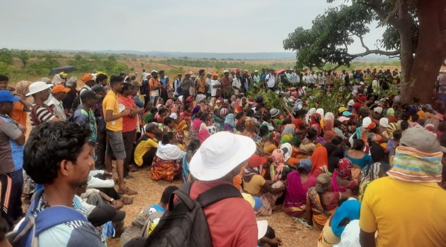 Police resort to lathicharge, use teargas as protest intensifies, protest against the proposed petrochemical refinery, Barsu-Solgaon, Ratnagiri, indian express