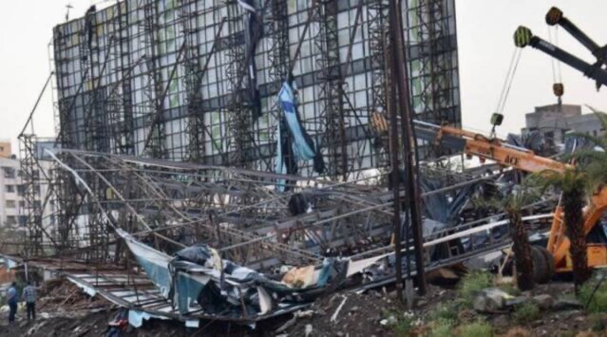 pune hoarding collapse corruption