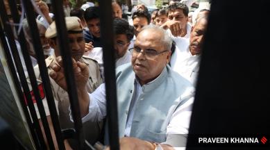 satya pal malik rk puram police station