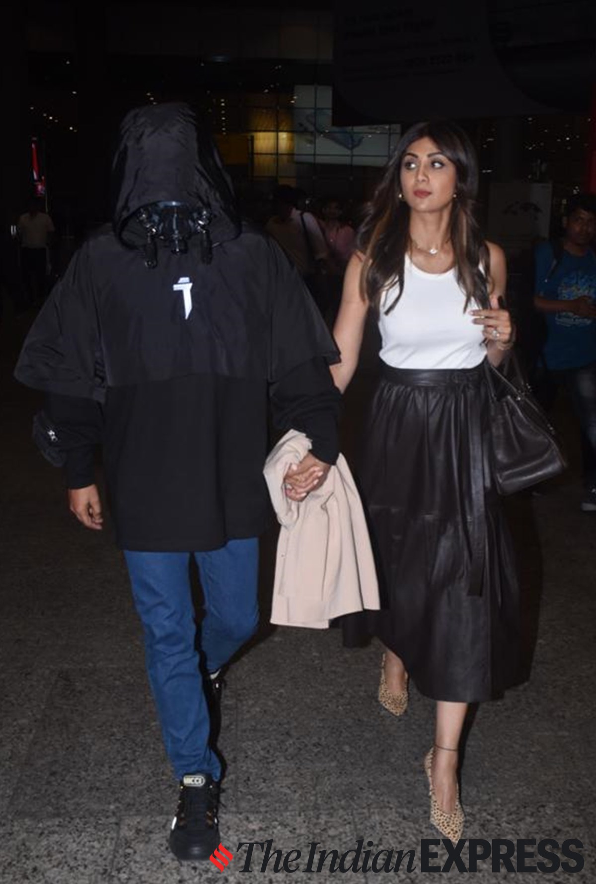 Deepika Padukone and Malaika Arora's Louis Vuitton handbags are
