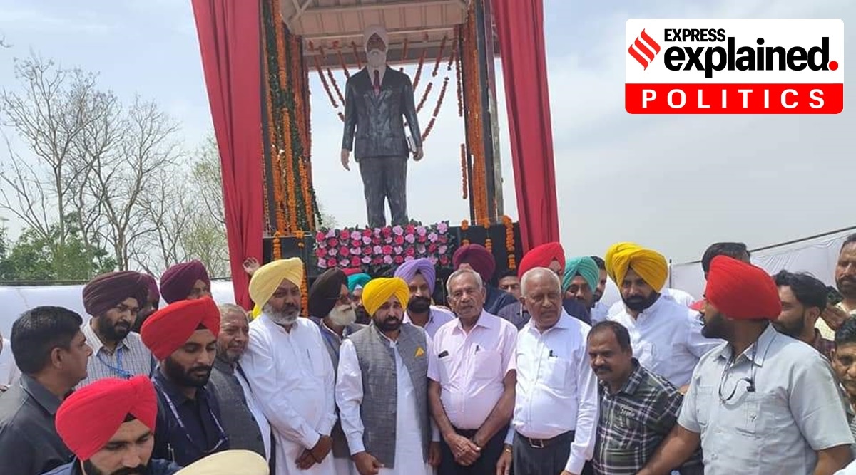 The statue of Teja Singh Sutantar