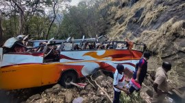 Accident on old Mumbai-Pune Highway, Survivors recall, Local trekkers, social workers, Mumbai police, fire brigade, rescue operation, indian express