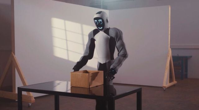 OpenAI's humanoid robot eve and neo