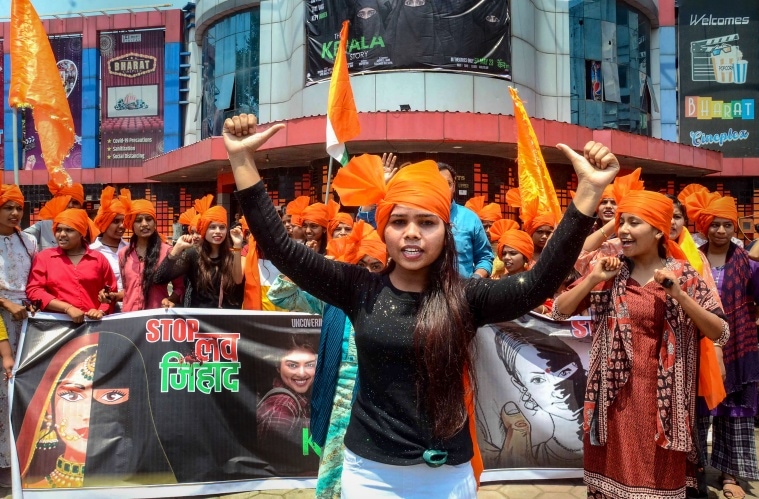 केरल स्टोरी का विरोध