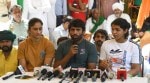 wrestlers protest, wrestlers protest jantar manatr, wrestlers protest sexual harrashment, wrestlers protest brij bhushan, Vinesh Phogat, Bajrang Punia, Vinesh, Bajrang, Sakshi Malik, Brij Bhushan Sharan Singh, Brij Bhushan Sharan Singh FIR, Brij Bhushan Sharan Singh jail, Brij Bhushan Sharan Singh complaint, wrestlers complaint, wrestlers protest, Wrestling Federation of India, WFI, Wrestling Oversight Committee, Indian Wrestling, Wrestling in India, India Wrestling, Jantar Mantar, Jantar Mantar protest, Indian express