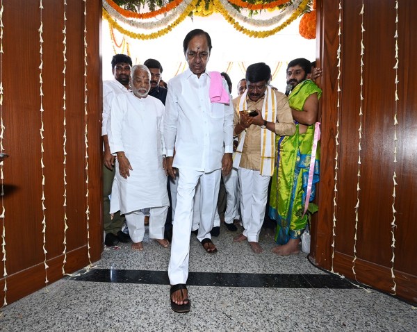 K Chandrashekar Rao, telangana chief minister k chandrashekar rao, Bharat Rashtra Samithi, Brs, Political Pulse, Indian Express, India news, current affairs
