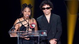 Dominique Fishback, Anthony Ramos