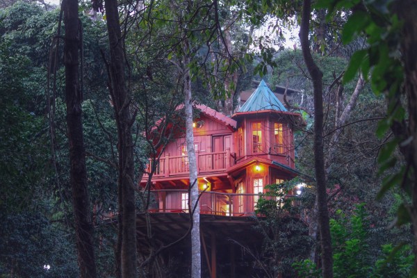 Forest Valley Treehouse