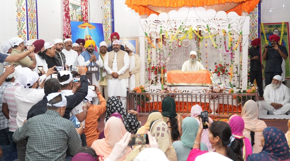 Jalandhar local body polls, poll campaign, voting day, MCC, EC, last-minute pitch, indian express, indiane express news