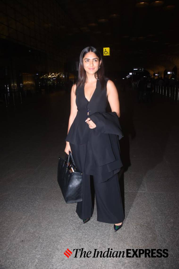 Mrunal Thakur was spotted at the airport