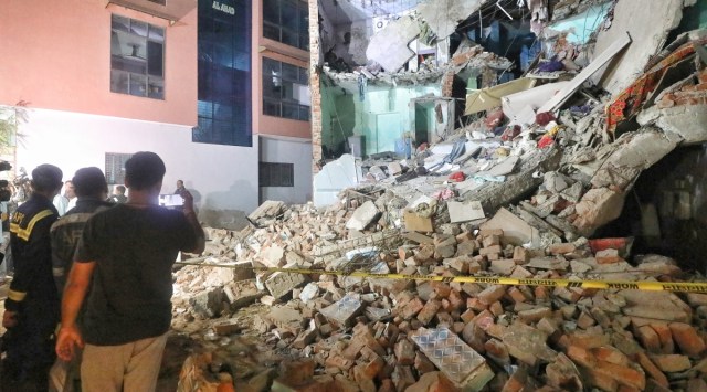 Ahmedabad building collapses, Ahmedabad Residential building collapses, Residential building collapses in Ahmedabad, Ahmedabad news, Gujarat, Indian Express, Current affairs