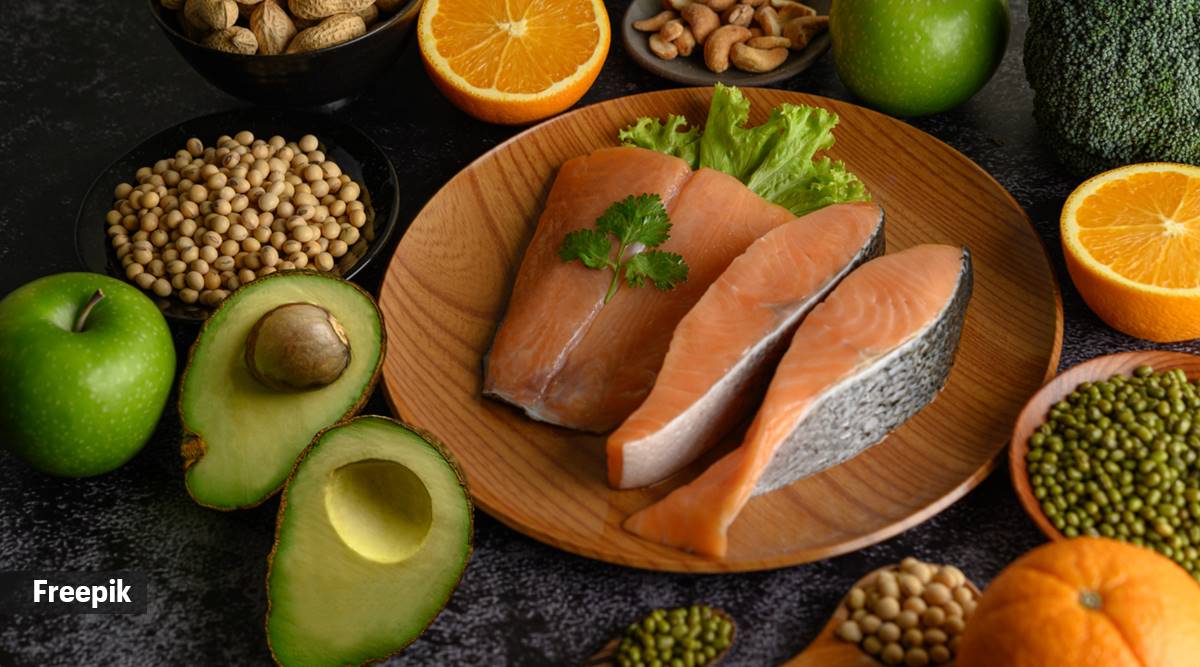 Including foods rich in omega-3 fatty acids is good for brain health. (Pic source: Pixabay)