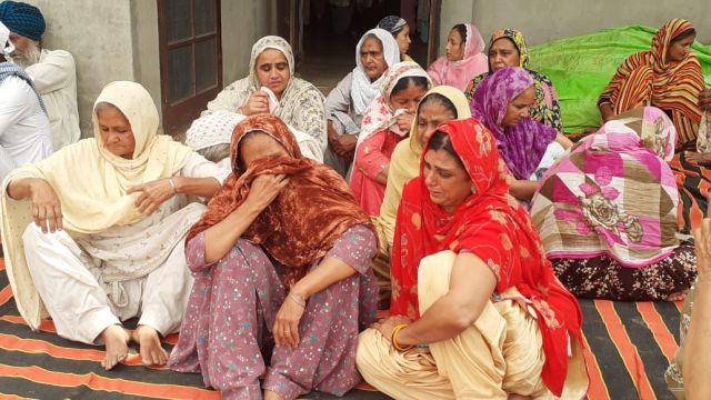 ‘Framed in funds bungling case,’ gurdwara cashier shoots self dead inside Moga shrine; 3 booked