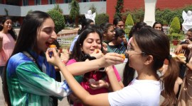 CBSE Board Result Live: know toppers names here