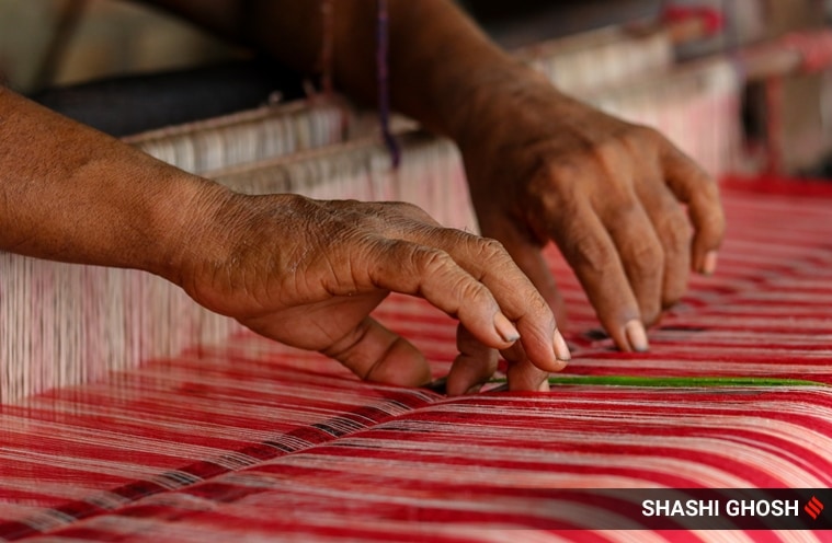 west bengal, basirhat, amtala, north 24 parganas, towl, towel weaver, towel weaving, art, artist, dying art, india, indian express