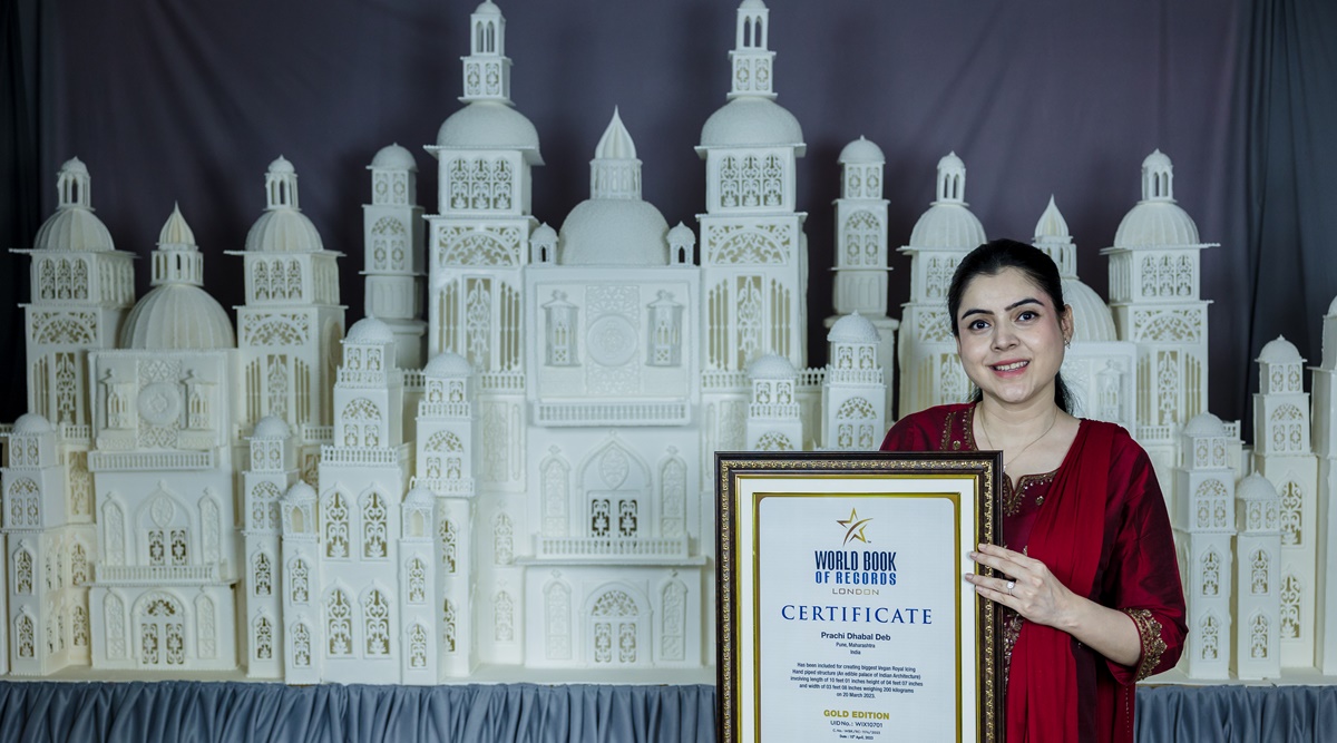 With a 200-kg cake icing structure, Pune artist crafts a new world ...