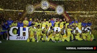 Chennai Super Kings win IPL 2023 in stunning finish against Gujarat Titans