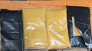 gold smuggling news, mumbai airport, indian express