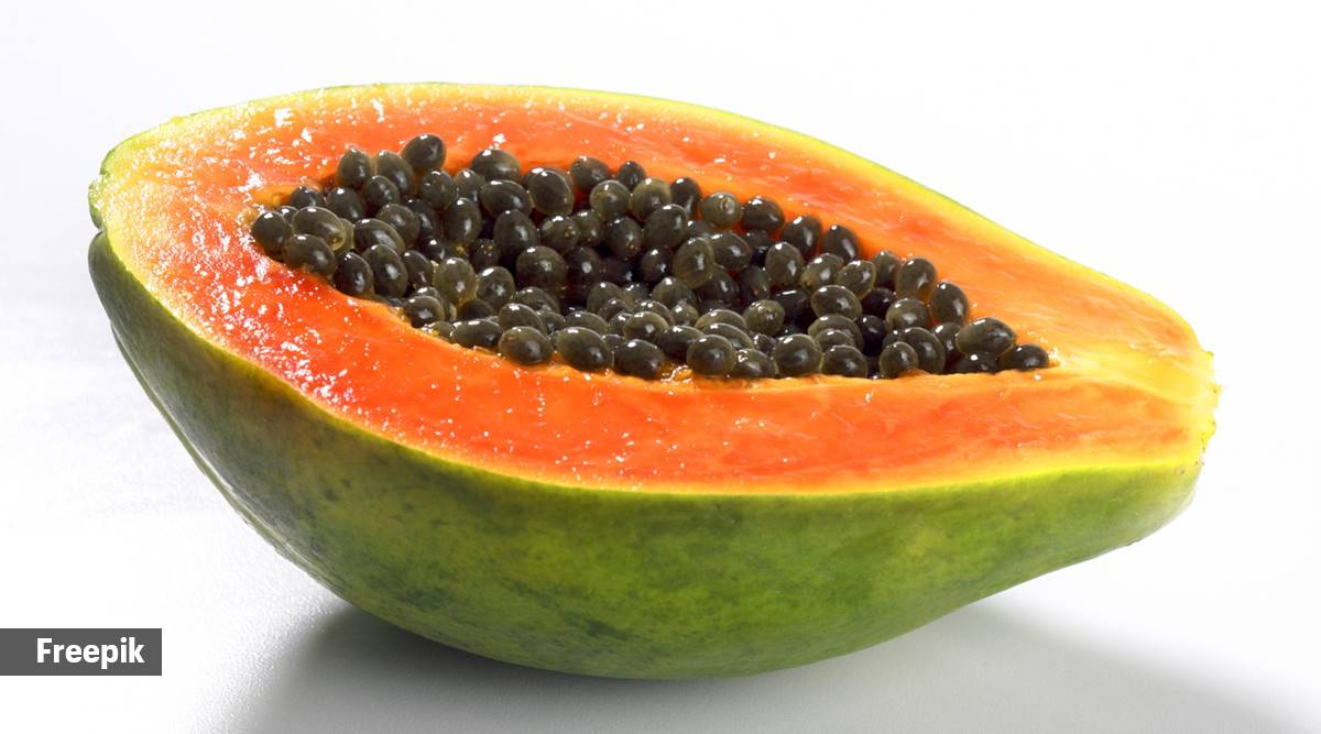 In general, eating ripe papaya is considered safe for pregnant women.
