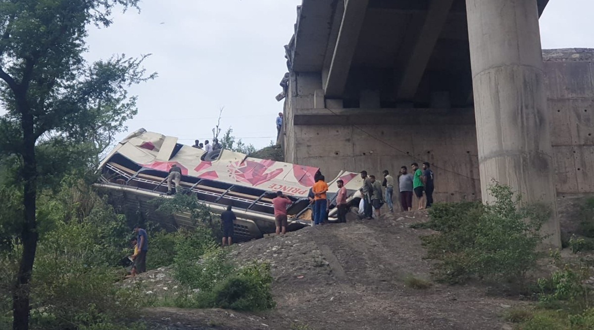 Jammu Bus Accident: 10 Dead, Over 60 Injured As Bus Carrying Pilgrims ...