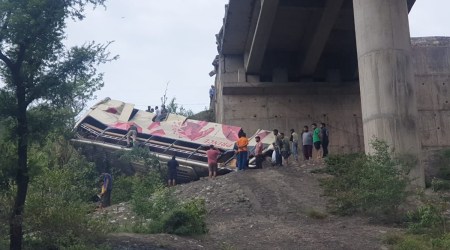 jammu bus accident, jammu bus accident