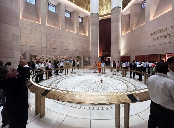 Foucault's pendulum at the new Parliament building.