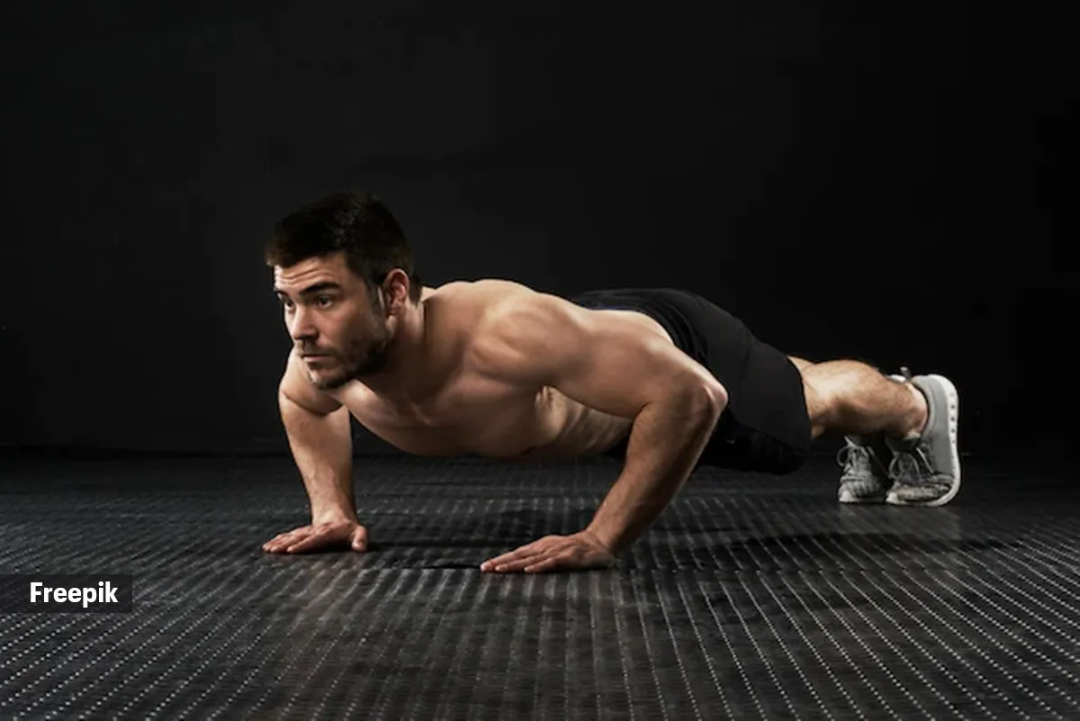 Planks Vs Push Ups Know The Differences And Which Is Better For