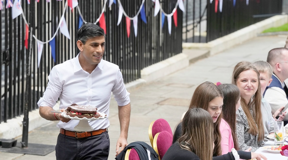 British PM Rishi Sunak hosts Coronation Big Lunch for community heroes ...