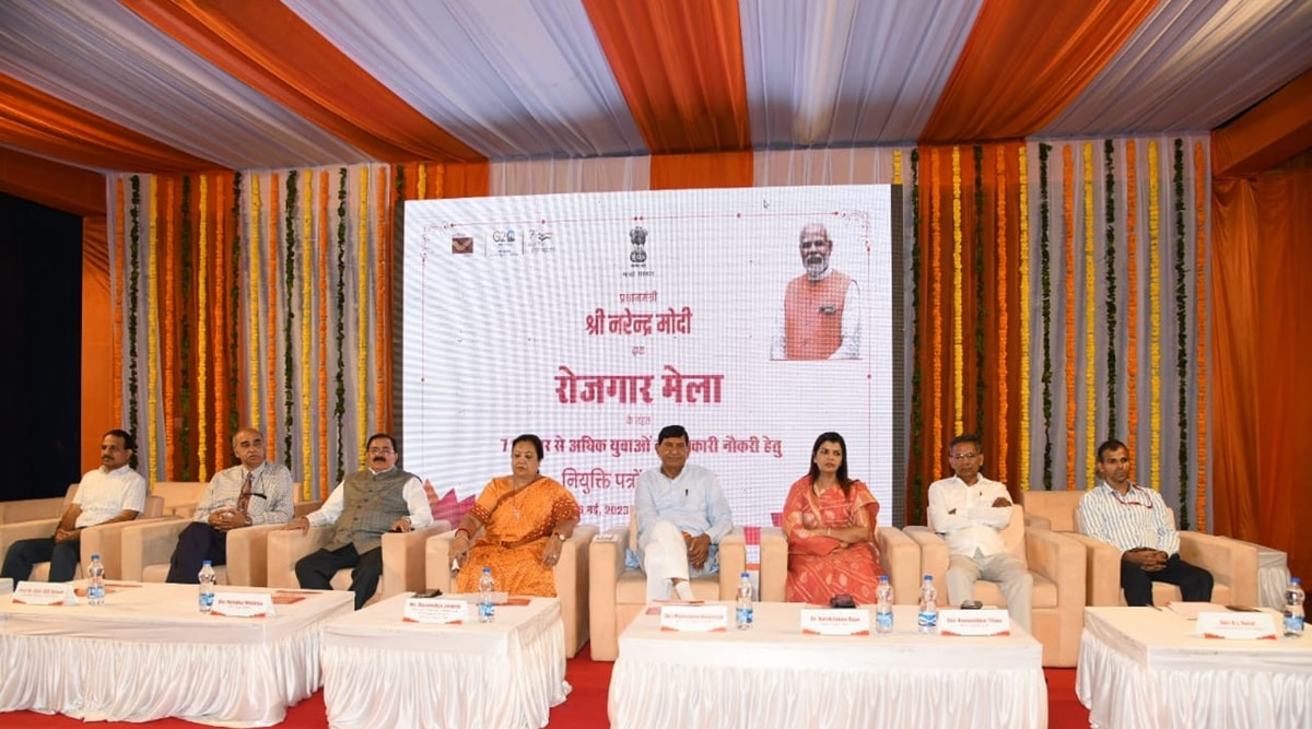 Rojgaar mela in Gujarat, Rajya Sabha MP Ram Mokariya on unemployment, Gujarat new shopping malls, cinema halls in Gujarat, unemployment in Indian, talks on unemployment, indian express, indian express news