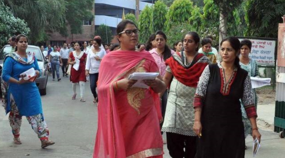 Assamese School Girl Xxx Video - No jeans, no leggings: Assam rolls out 'modest' dress code for school  teachers | India News,The Indian Express