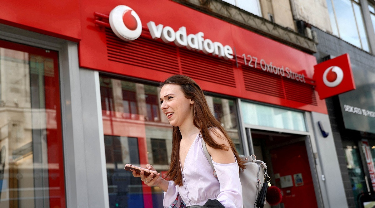 Vodafone, CK Hutchison set to unveil 15 bn pounds UK mobile tieup