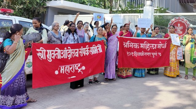 wrestler's protest, WFI protest against Brij Bhushan singh, Stree Mukti Andolan Sampark Samiti solidarity protest, women's grou protest at District Collector's office, Wrestling Federation of India, indian express, indian express news