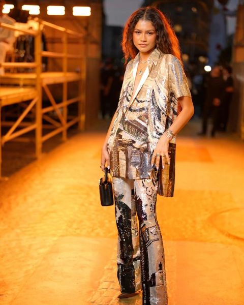 Zendaya Wore the Trippiest Plunging Matching Set to the Louis Vuitton  Fashion Show