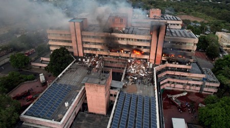 MP: Massive fire in Bhopal building housing many govt offices brought under control