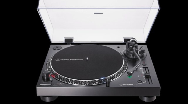 AT-LP120XUSB turntable featured