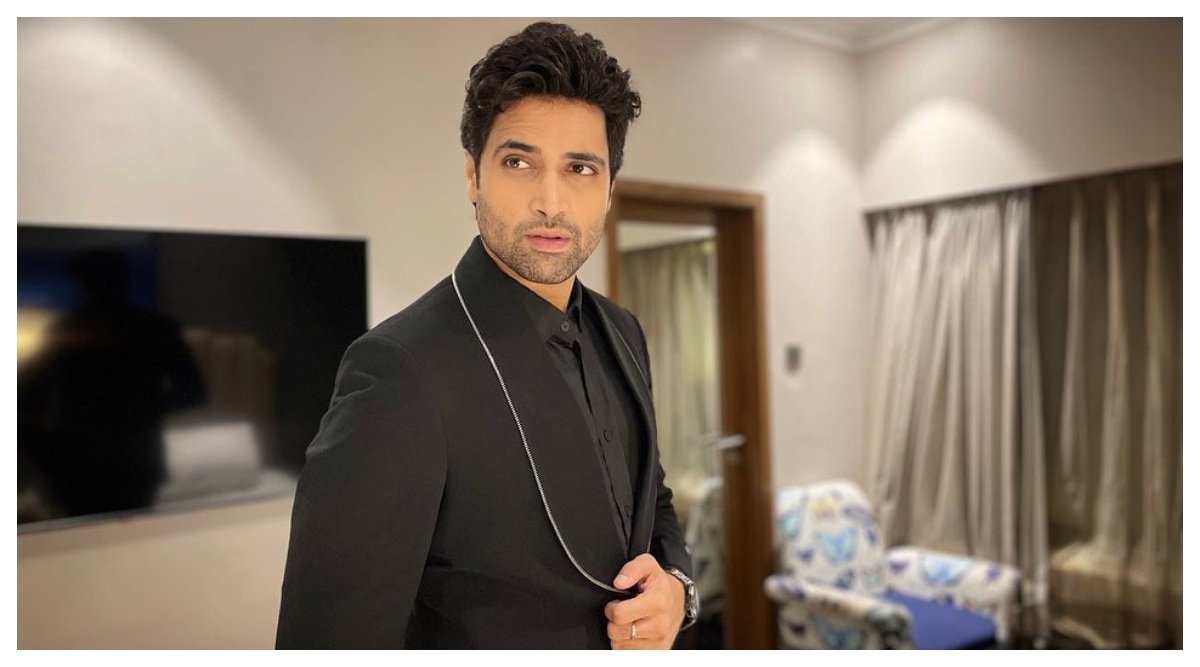 Adivi Sesh