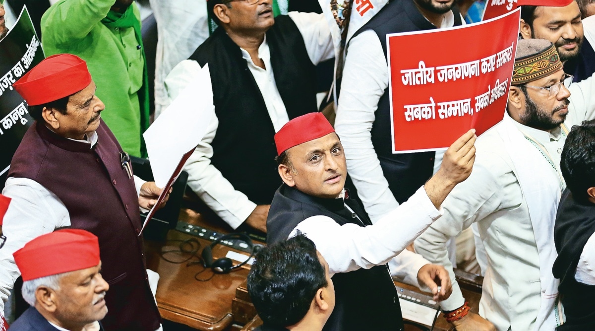 Samajwadi Party, Arvind Kejriwal, Akhilesh Yadav, Delhi Chief Minister and AAP convener Arvind Kejriwal, Centre’s ordinance, Lucknow news, Uttar Pradesh, Indian Express, current affairs
